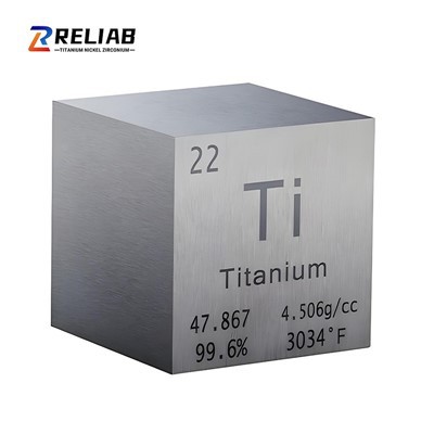 Cubo de metal de titanio de alta pureza